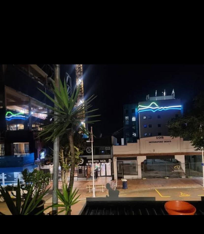 Loft 109 Backpackers Hostel Tauranga Exterior photo