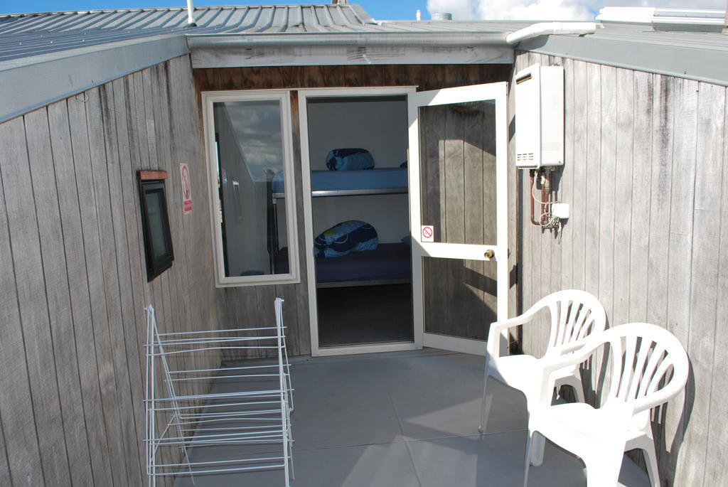 Loft 109 Backpackers Hostel Tauranga Room photo