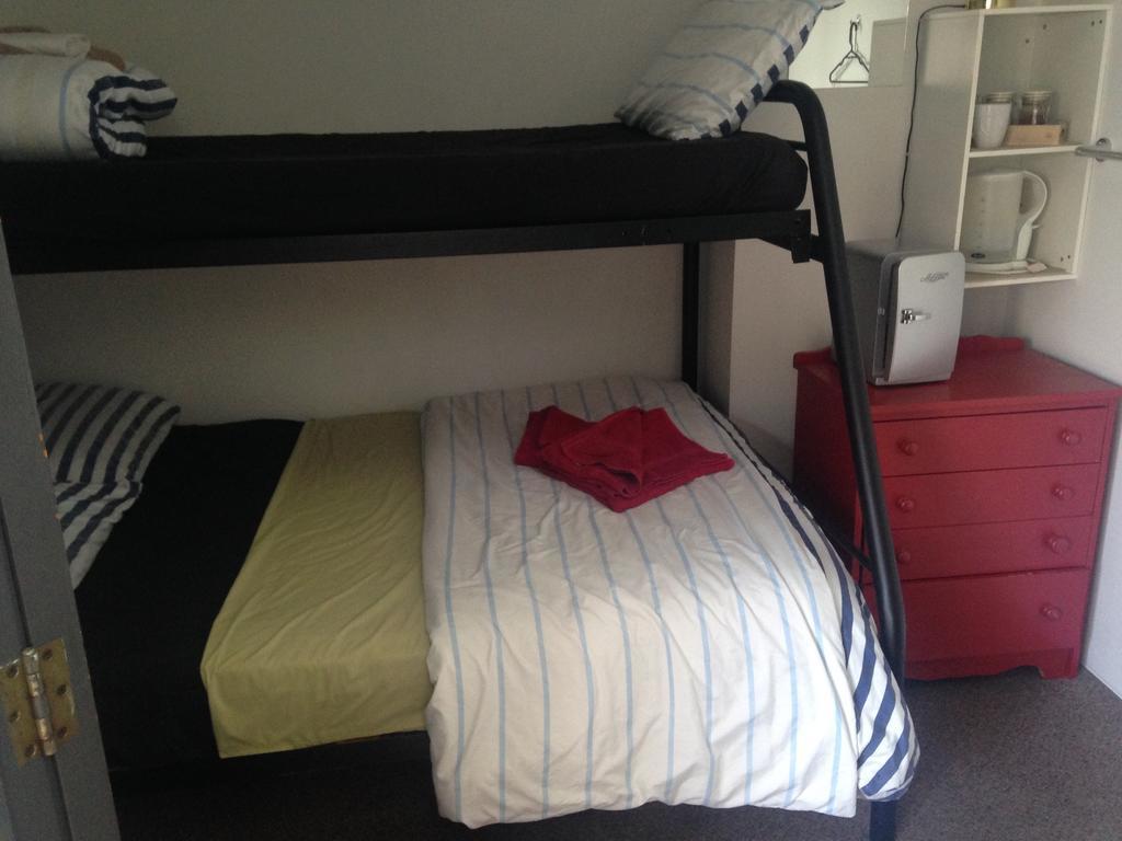 Loft 109 Backpackers Hostel Tauranga Exterior photo