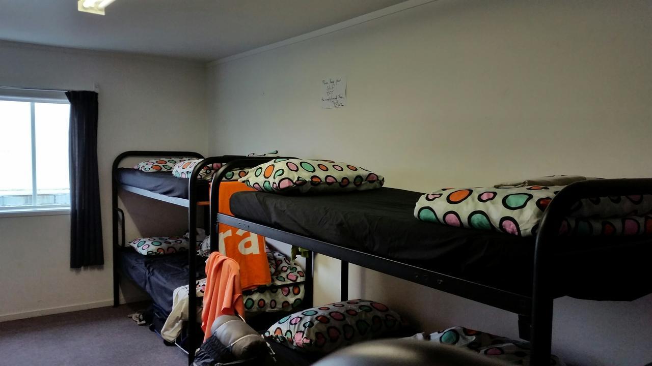 Loft 109 Backpackers Hostel Tauranga Exterior photo